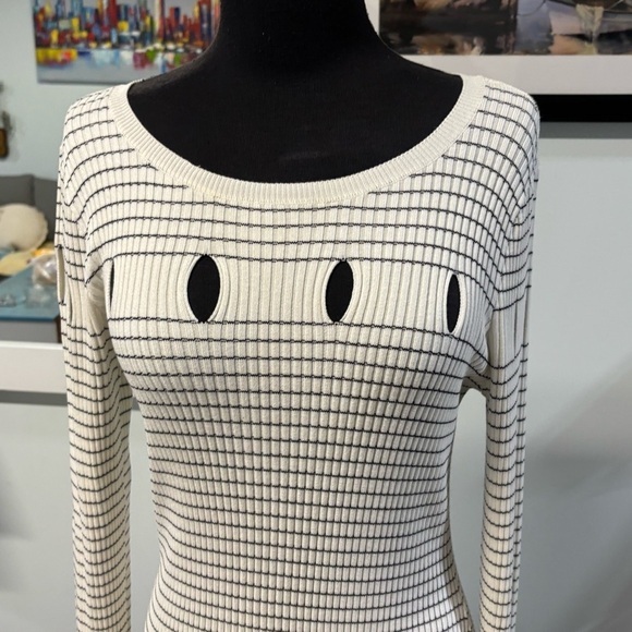 ❤️Guess Black and White Keyhole Long Sleeve Dress: Large - Picture 2 of 6